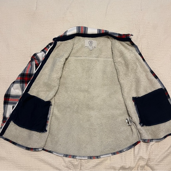 Sage women’s size Large Fleece button-up - Picture 2 of 7